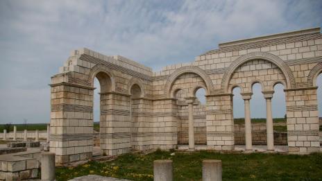 Нужни са още средства за реставрацията на Голямата базилика в Плиска