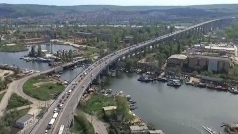 Няма да се ограничава движението по Аспаруховия мост