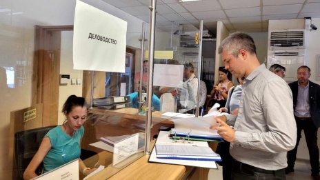 Съветници искат отпадане на таксите за свидетелство за липса на задължения към община Варна 