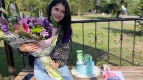Емоционален призив от Сакалиев. Дъщеря му е болна от рядък вид рак