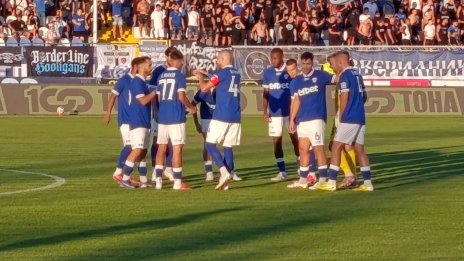 Спартак допусна първа загуба при Васил Петров