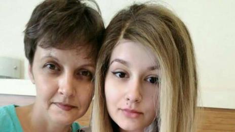 Майка, загубила дъщеря си, дари пари на болни деца