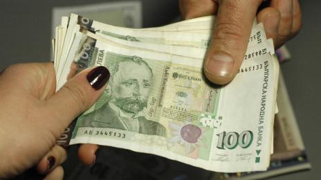 От 1 януари 2019 г. минималната работна заплата става 560 лева