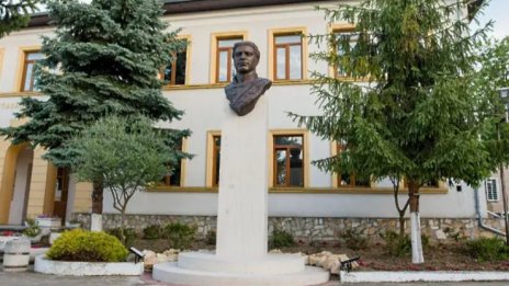Откриват паметника на Левски в Бяла