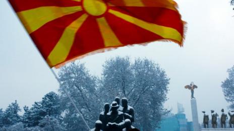 До дни: НАТО подписва със Скопие протокола за присъединяване