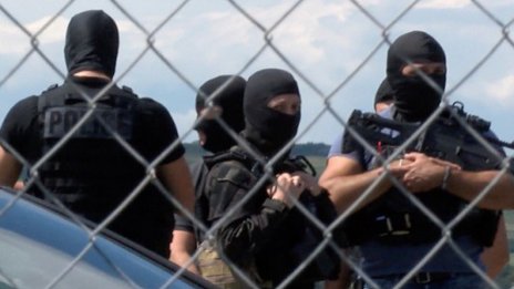 Терористични организации с призив: Дерайлирайте влакове!
