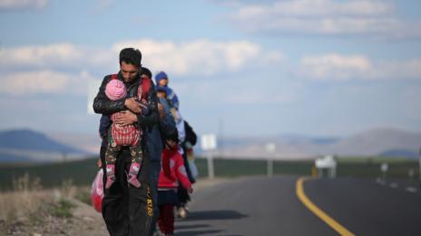 ЕС ще отпусне 1,5 млрд. евро за сирийските бежанци в Турция
