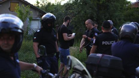 Ромите в "Орландовци" благодариха на властта