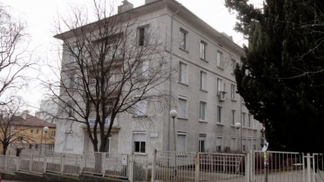 Общината във Варна даде дяловете си от Очна болница на МУ