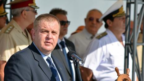 За военните фрегати - 90 млн.лв., може и от бюджета за 2018 г.