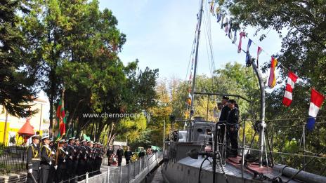 С военен ритуал почетоха мичман I ранг Георги Купов (СНИМКИ)