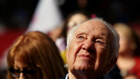 Почина бившият португалски президент Соариш