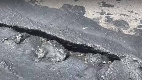 Над 20 автомобила спукаха гуми на родно шосе само за 24 часа