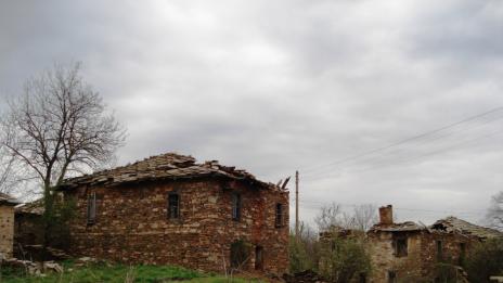 Издирваните двама мъже от село Брусино са открити мъртви