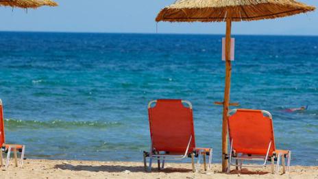 Разкъсана облачност, но топло за сезона