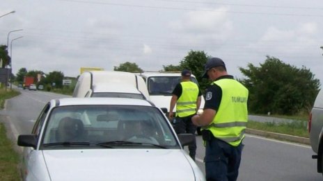 Полицията респектира с акция в общините Провадия и Дългопол