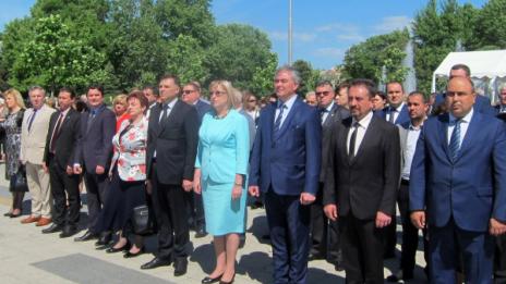 Цецка Цачева за градежа на "Хемус" – безспорен приоритет 