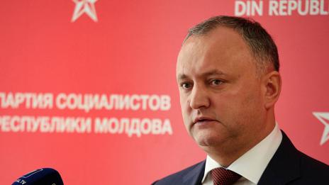 Над една трета от депутатите в Молдова отказаха да присъстват на полагането на клетва от новия президент