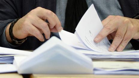 Жандармерия и Следствие влязоха в още една фирма, свързана с ремонта на пътя край Своге