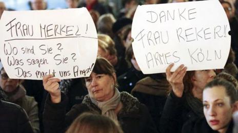 Стотици на протест срещу насилниците в Кьолн