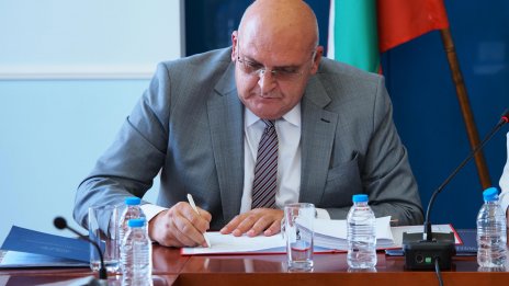Д-р Брънзалов: Повече пари за здраве &ndash; да, но дали са достатъчни &ndash; не