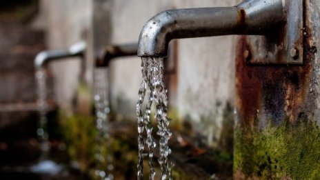 В две варненски села водата не става за пиене