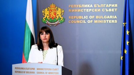 Социалният министър от Варна: По-високите заплати могат да дойдат чрез колективното договаряне