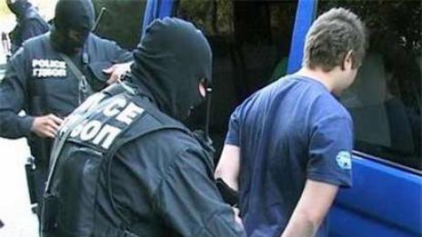 В Сърбия задържаха 139 души за трафик на дрога и оръжия