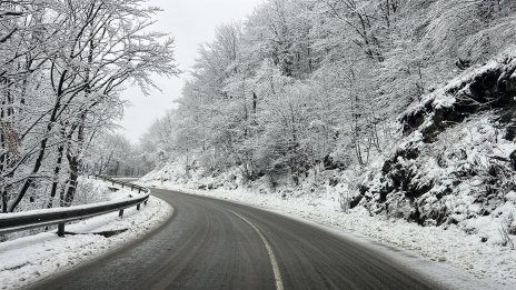 Студено време в цялата страна днес