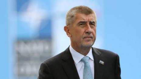 Чехия застана зад Унгария в битката с Брюксел