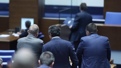 НС прие на първо четене временния закон за бюджета