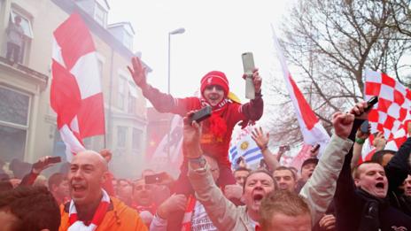 Затвор за факли и пиротехника на Ливърпул – Сити