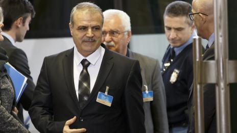 Асад Зуби прикани бунтовниците да отговорят на атаките на сирийската армия