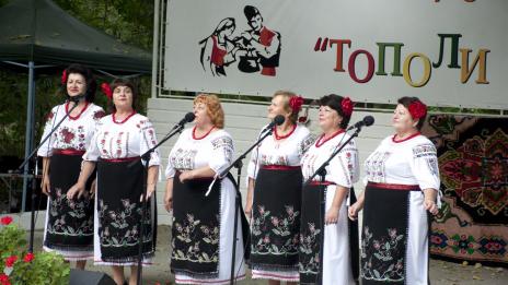 „Тополи пя и се смя“ за осми път недалеч от Варна (СНИМКИ)