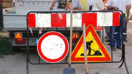 Ремонт затваря улица във "Виница"