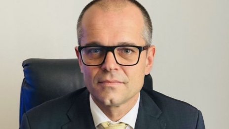 Александър Колячев поема временно КЗП