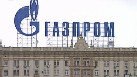 Акциите на "Газпром" паднаха с близо 30%