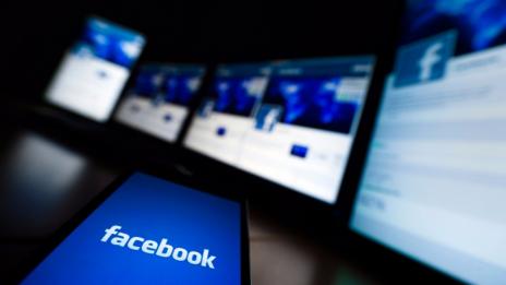 Facebook със стремеж да се превърне във “враждебна среда“ за терористи след атаката в Лондон