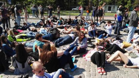 С тела срещу войната на пътя. Мисия "Живот"