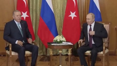 Путин и Ердоган се срещнаха в Сочи