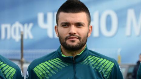 Бенгюзов си тръгна от Черно море