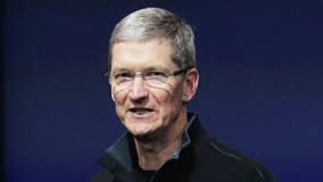 Шефът на Apple дарява богатството си