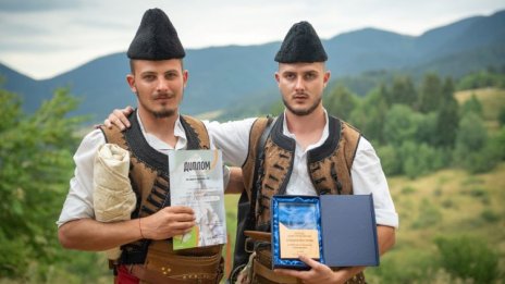 Костадин Петров огласи Родопите с магията на гайдата си