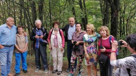 Борисов и Дончев се щракнаха с планинари