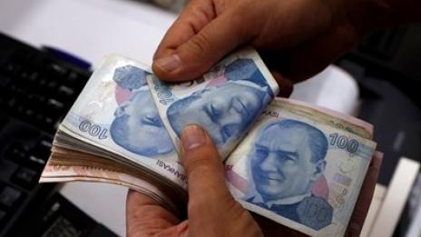 Печелившите и губещите от поевтиняването на турската лира