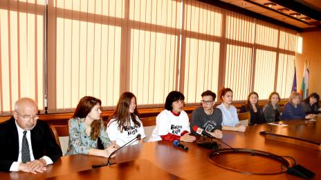 С Варненската Коледа даряват микробус за хора с увреждания