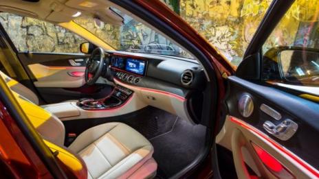 Котка нанесе щети за 20 000 евро на Mercedes Benz E-Class  