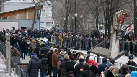В Москва се прощават с Борис Немцов