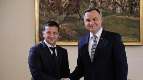Полша иска да останат санкциите срещу Русия заради Крим  
