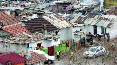 Полицията остава в „Орландовци“
